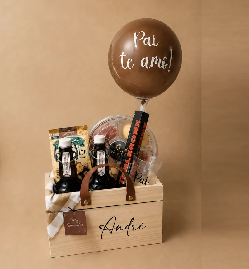 Box Reserva — cervejas artesanais, petisqueira e balão “Pai te amo” em caixa de pinus personalizada